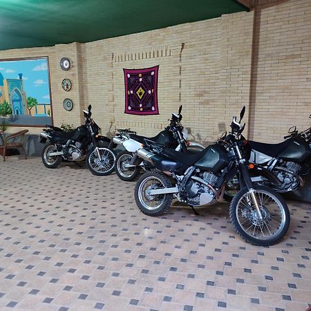 Hotel Mehribon Samarkand Bagian luar foto