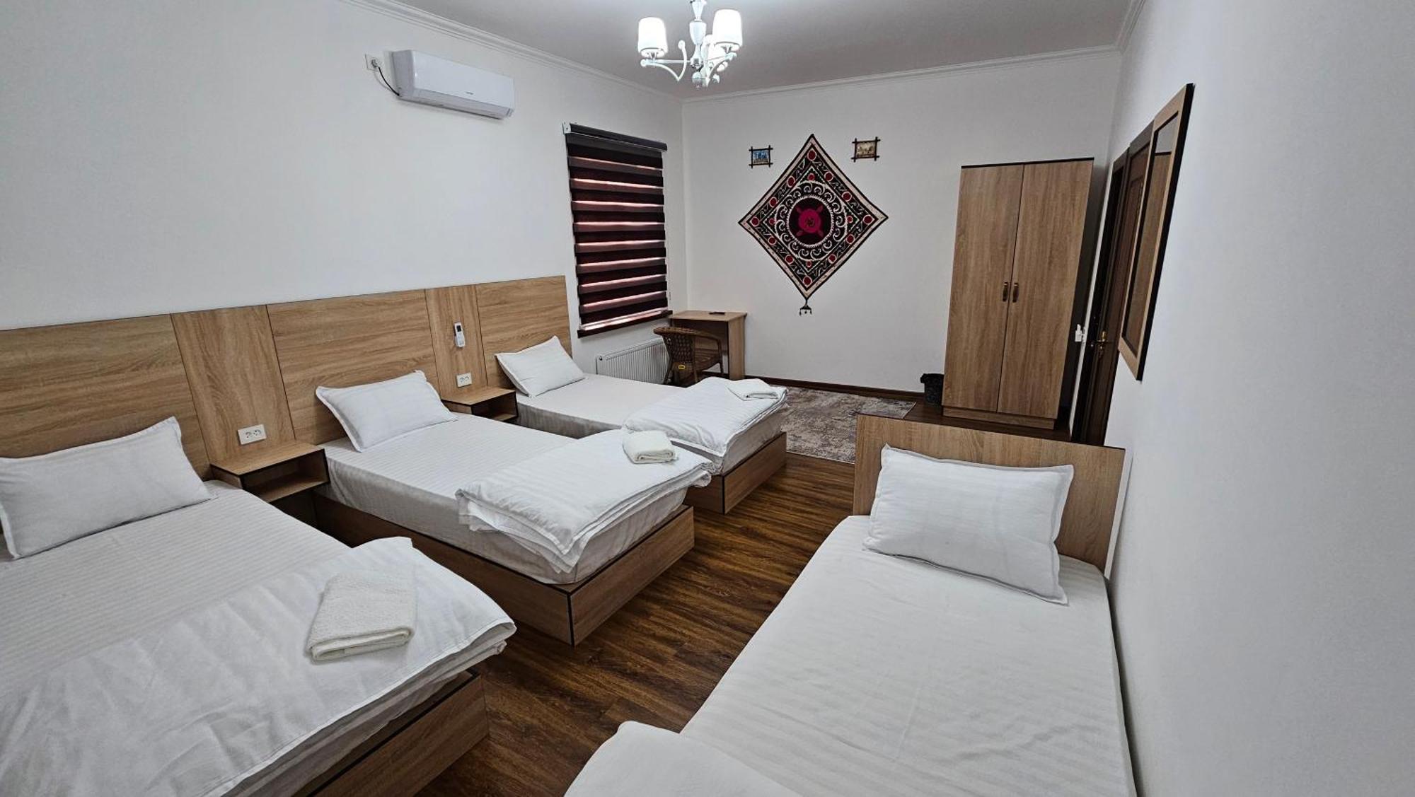 Hotel Mehribon Samarkand Bagian luar foto