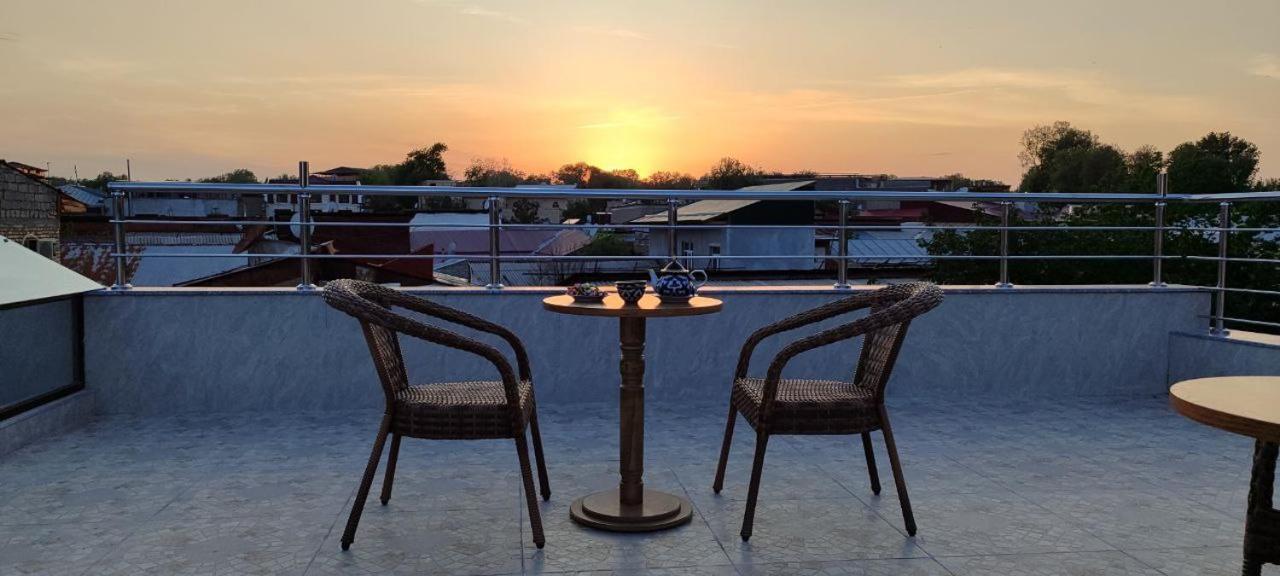 Hotel Mehribon Samarkand Bagian luar foto
